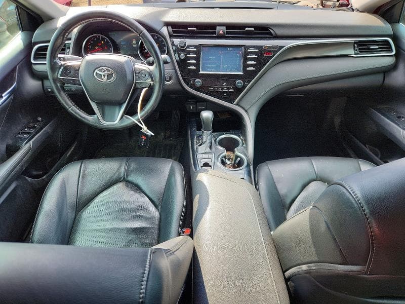 2018 TOYOTA CAMRY XSE 8