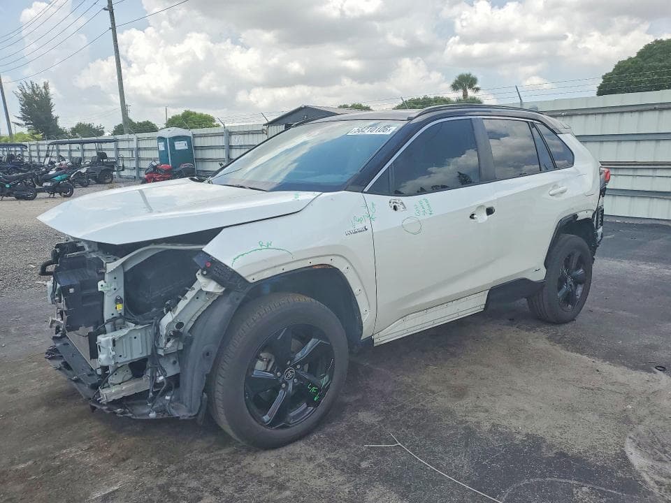 2021 TOYOTA RAV4 XSE