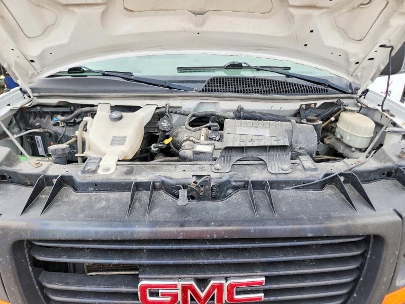 2017 GMC SAVANA G2500 11
