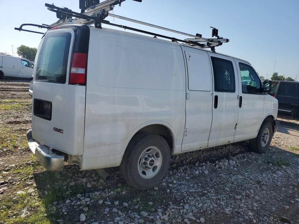 2017 GMC SAVANA G2500 3