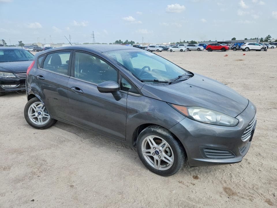 2018 FORD FIESTA SE 4
