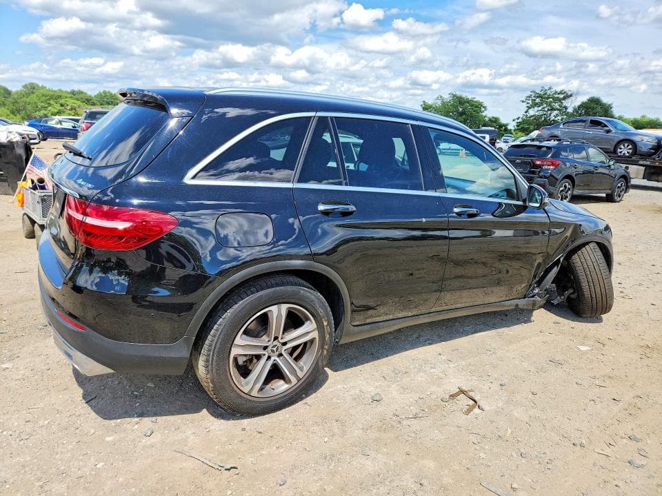 2019 MERCEDES-BENZ GLC 300 4MATIC 3