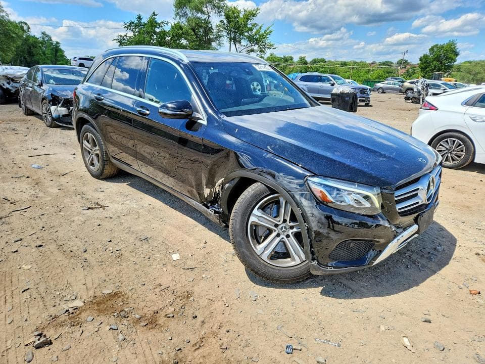2019 MERCEDES-BENZ GLC 300 4MATIC 4