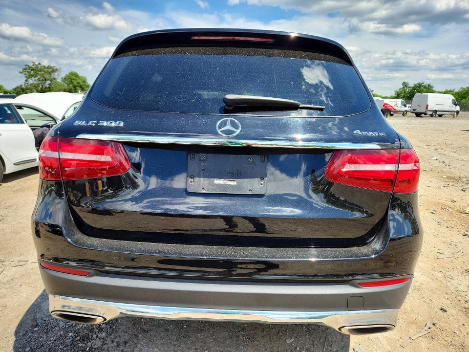 2019 MERCEDES-BENZ GLC 300 4MATIC 6