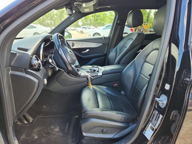 2019 MERCEDES-BENZ GLC 300 4MATIC 7