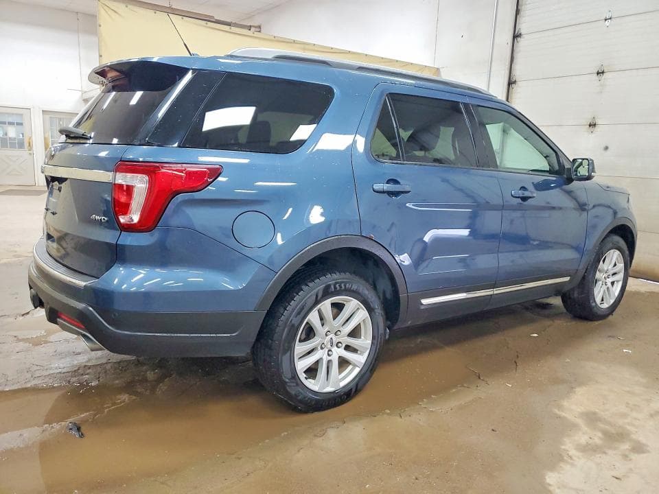 2018 FORD EXPLORER XLT 3