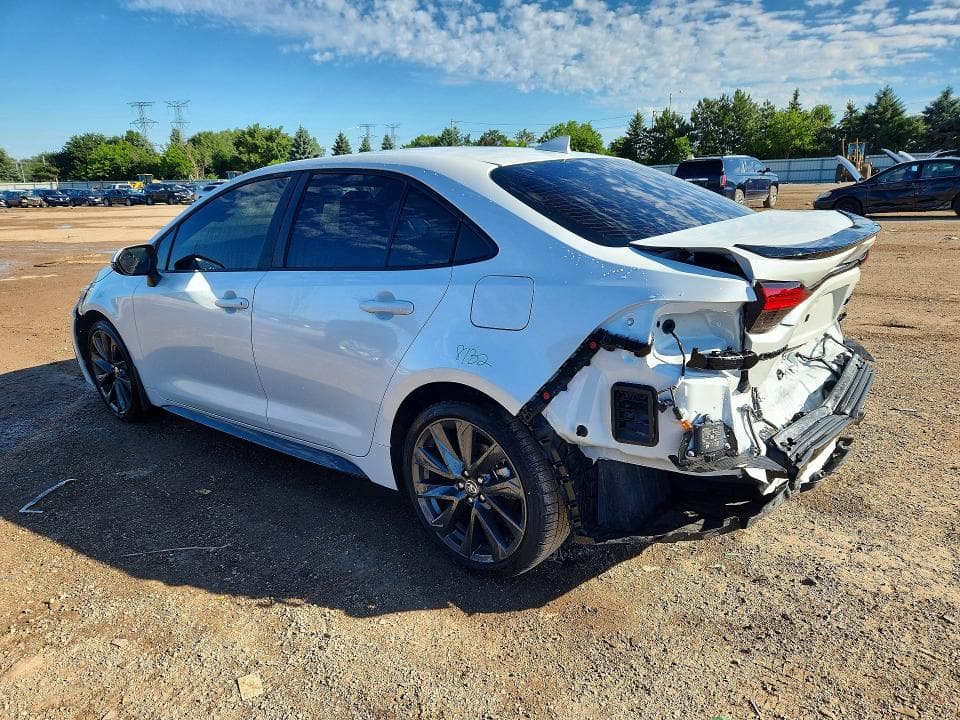 2025 TOYOTA COROLLA XSE 2