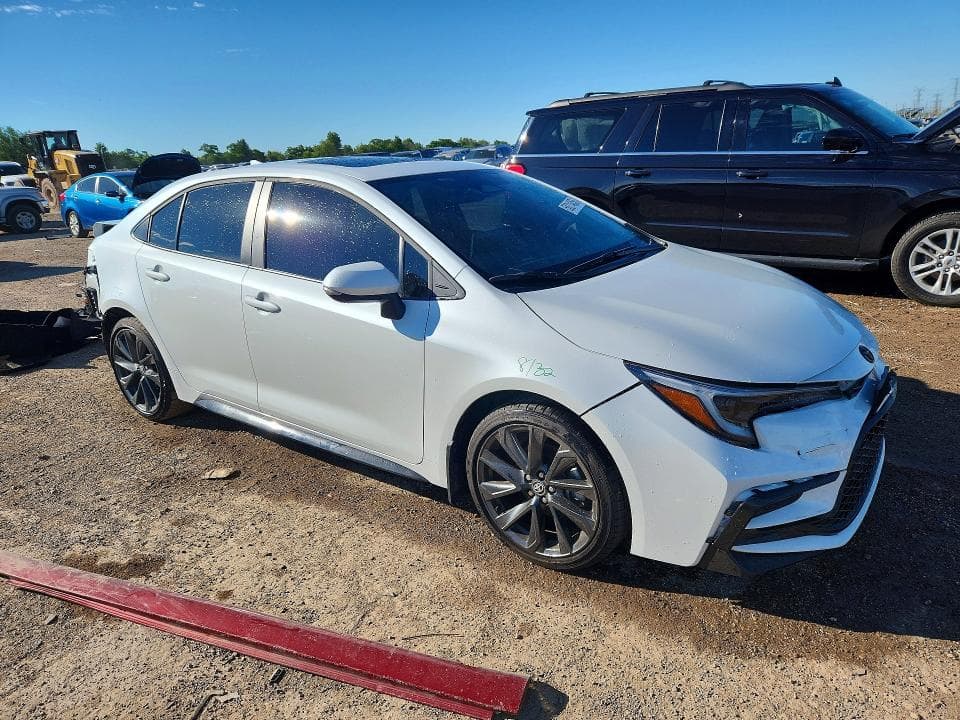 2025 TOYOTA COROLLA XSE 4