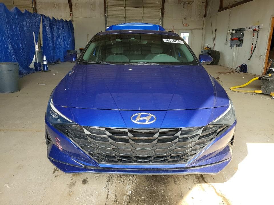 2022 HYUNDAI ELANTRA SEL 5