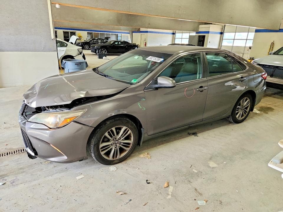 2017 TOYOTA CAMRY SE - 1