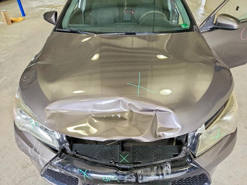 2017 TOYOTA CAMRY SE 11