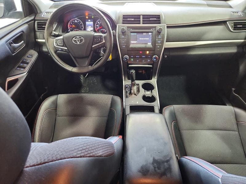 2017 TOYOTA CAMRY SE 8