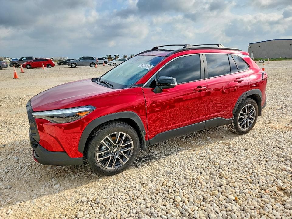 2026 TOYOTA COROLLA CROSS XLE - 1