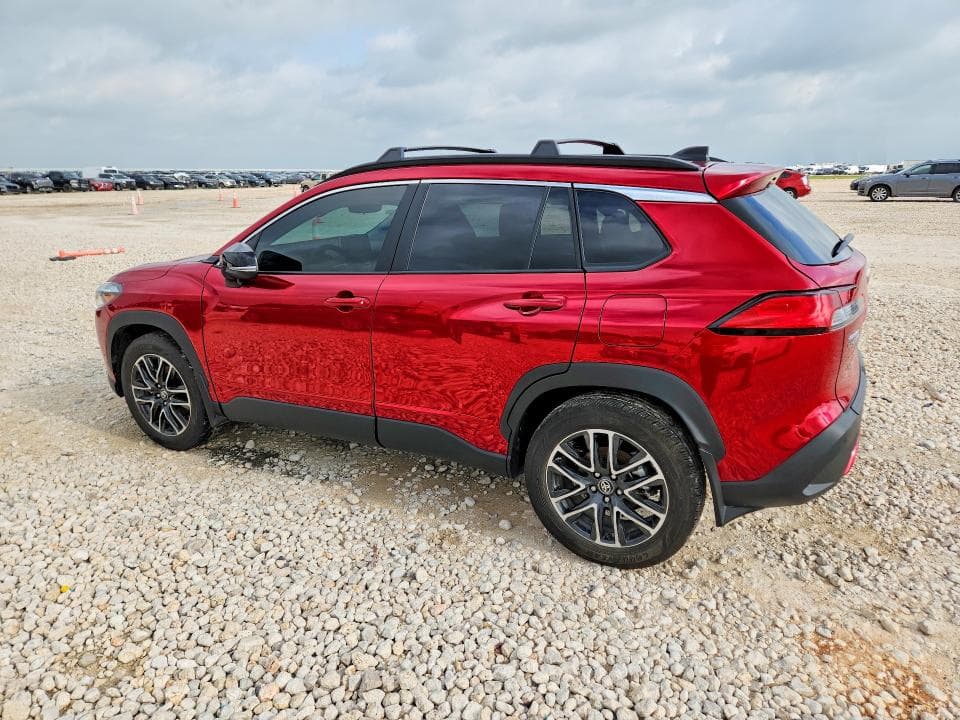 2026 TOYOTA COROLLA CROSS XLE 2