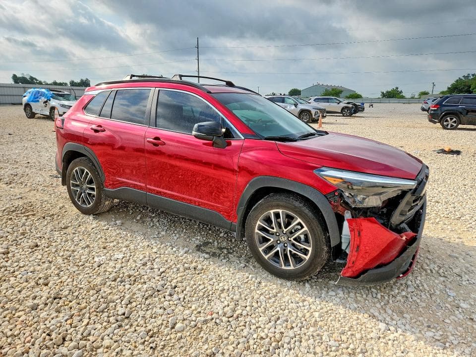 2026 TOYOTA COROLLA CROSS XLE 4