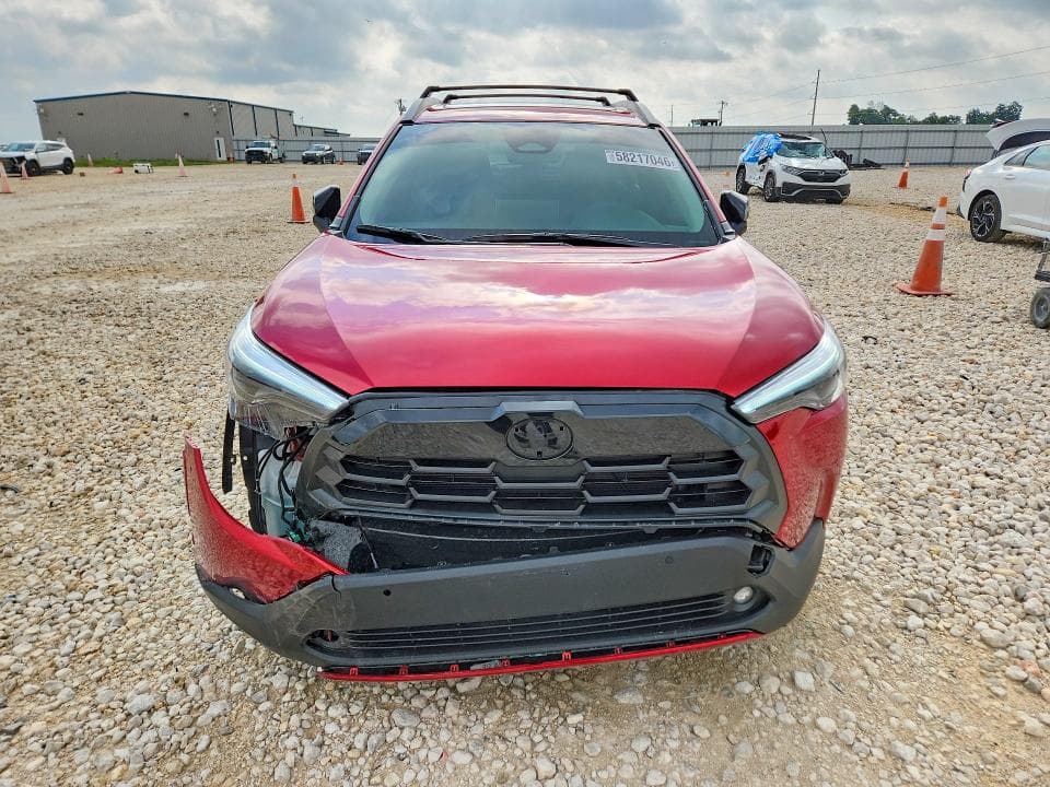 2026 TOYOTA COROLLA CROSS XLE 5