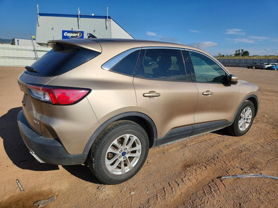 2020 FORD ESCAPE SE 3