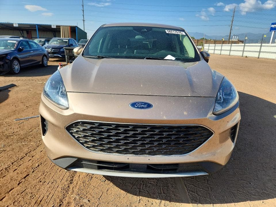 2020 FORD ESCAPE SE 5