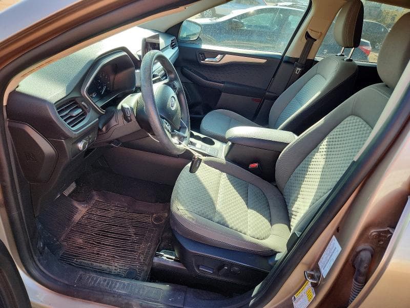 2020 FORD ESCAPE SE 7