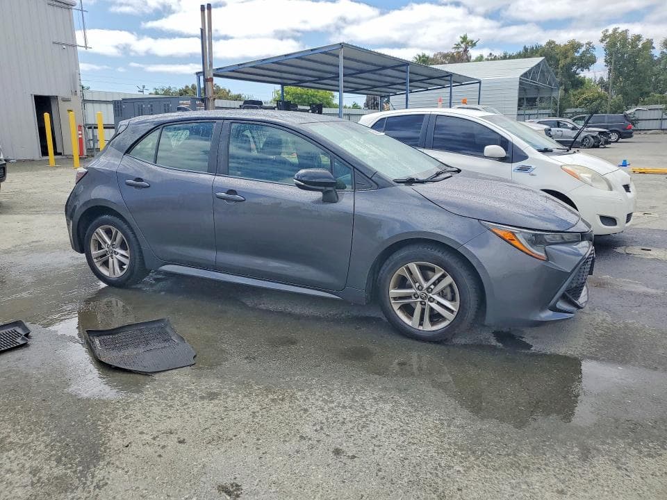 2021 TOYOTA COROLLA HATCHBACK SE 4