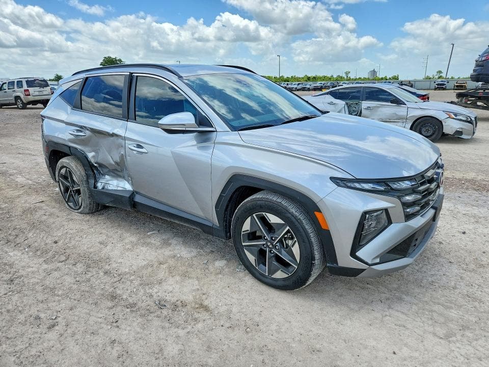 2025 HYUNDAI TUCSON SEL 4