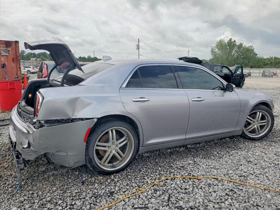 2017 CHRYSLER 300C PLATINUM 3