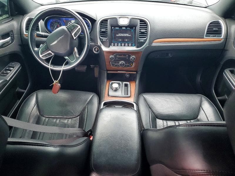 2017 CHRYSLER 300C PLATINUM 8