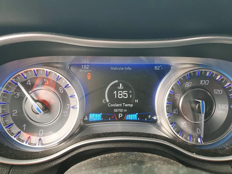 2017 CHRYSLER 300C PLATINUM 9