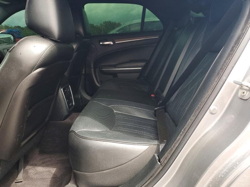 2017 CHRYSLER 300C PLATINUM 10