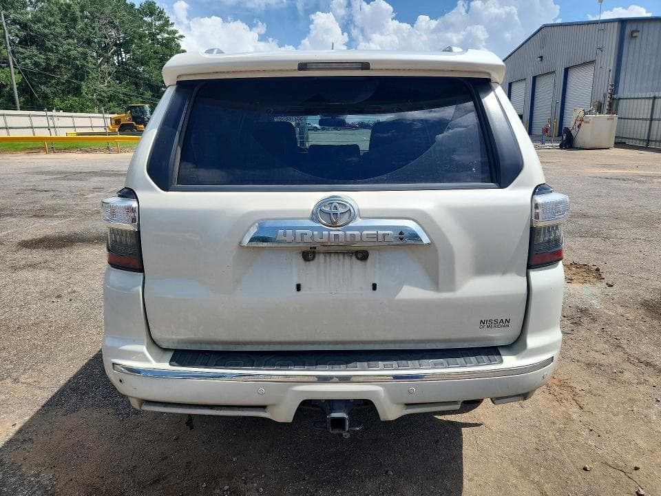 2019 TOYOTA 4RUNNER LIMITED 6