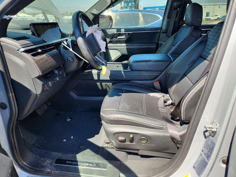 2024 GMC SIERRA DENALI 7