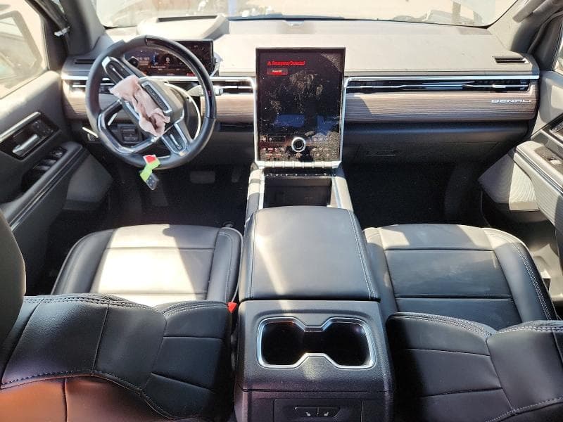 2024 GMC SIERRA DENALI 8
