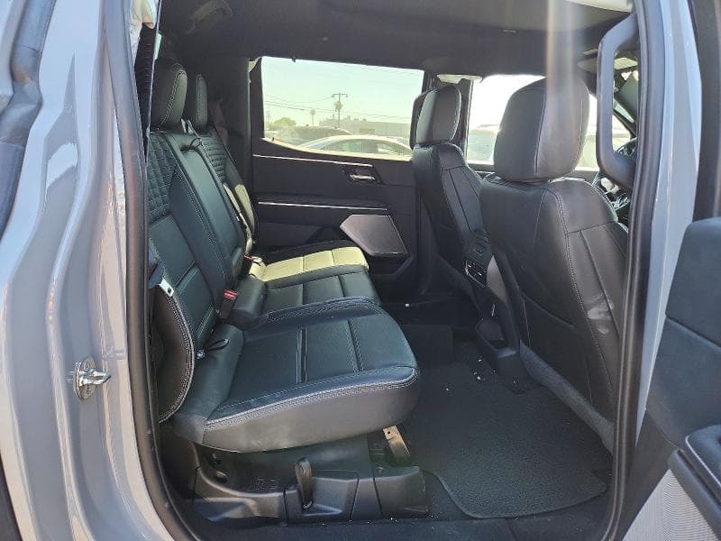 2024 GMC SIERRA DENALI 10