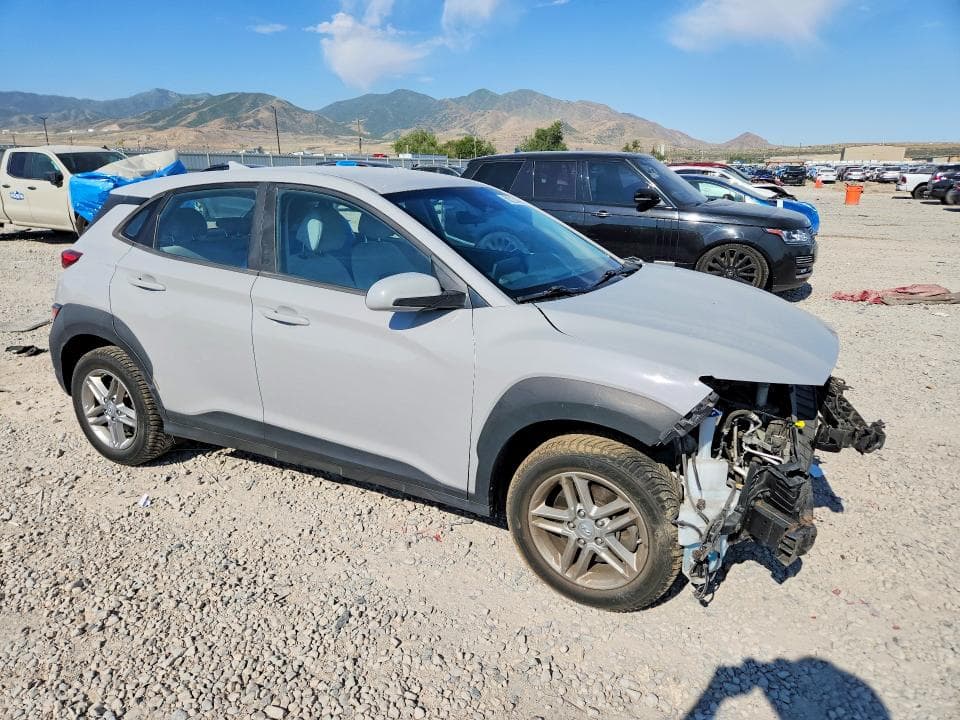 2022 HYUNDAI KONA SE SE 4
