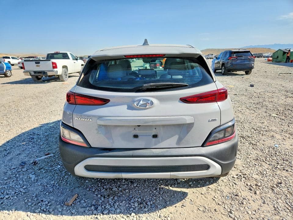 2022 HYUNDAI KONA SE SE 6