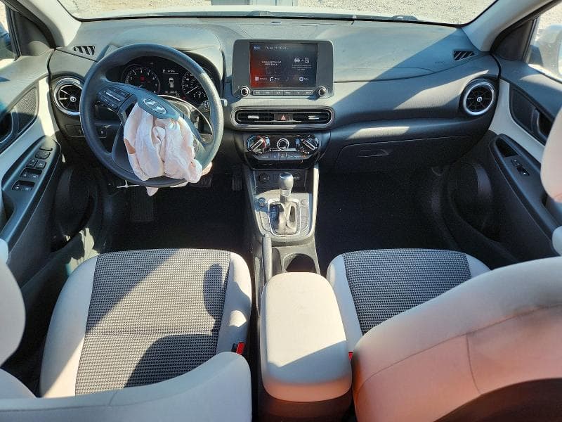2022 HYUNDAI KONA SE SE 8