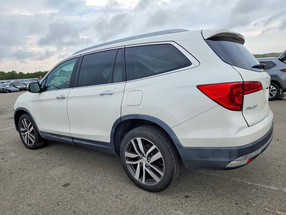 2017 HONDA PILOT ELITE 2