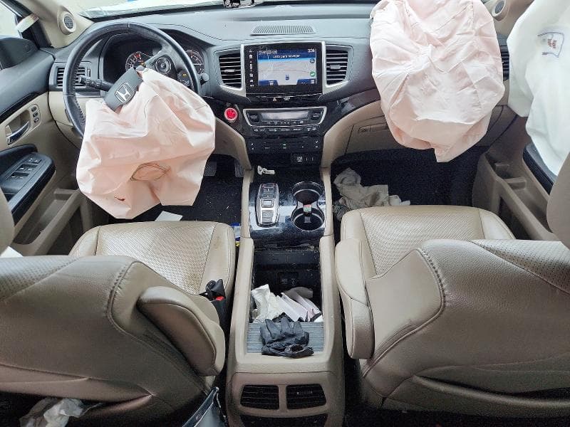 2017 HONDA PILOT ELITE 8