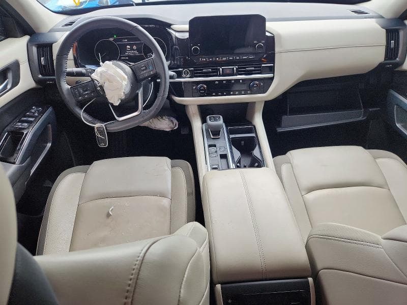 2024 NISSAN PATHFINDER SL 8