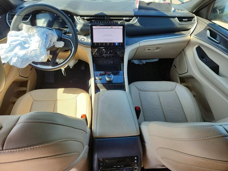 2024 JEEP GRAND CHEROKEE L LIMITED L LIMITED 8