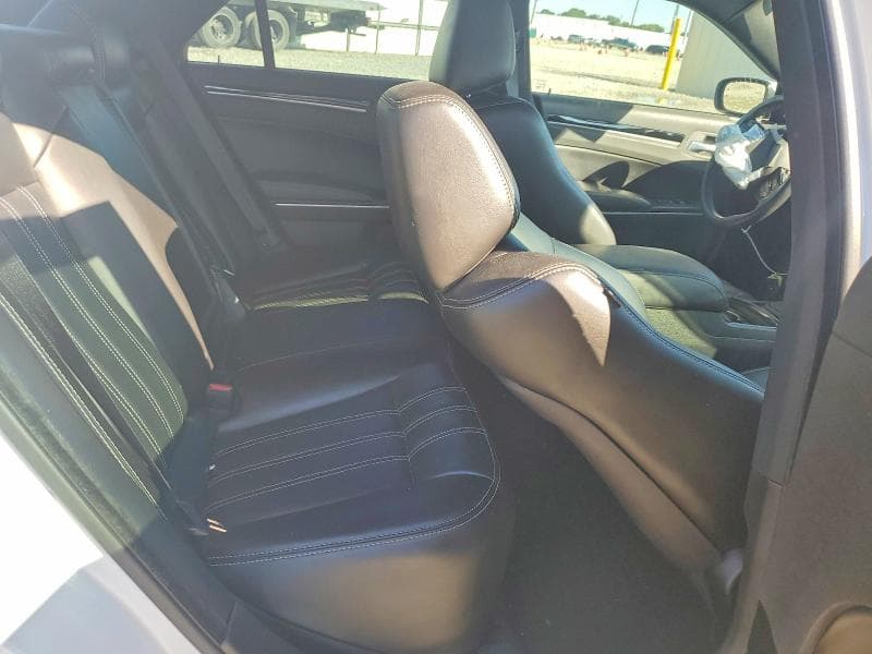 2021 CHRYSLER 300 S 10