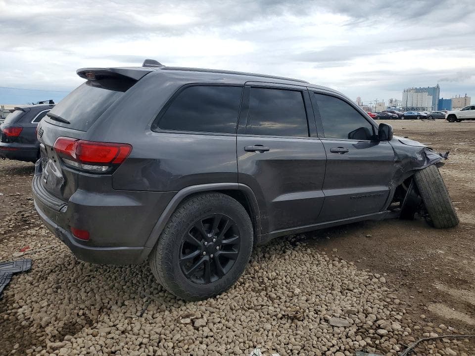 2018 JEEP GRAND CHEROKEE LAREDO 3