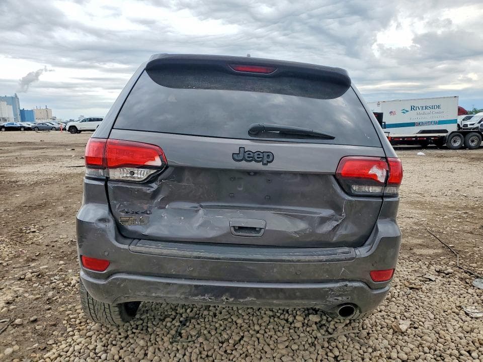 2018 JEEP GRAND CHEROKEE LAREDO 6