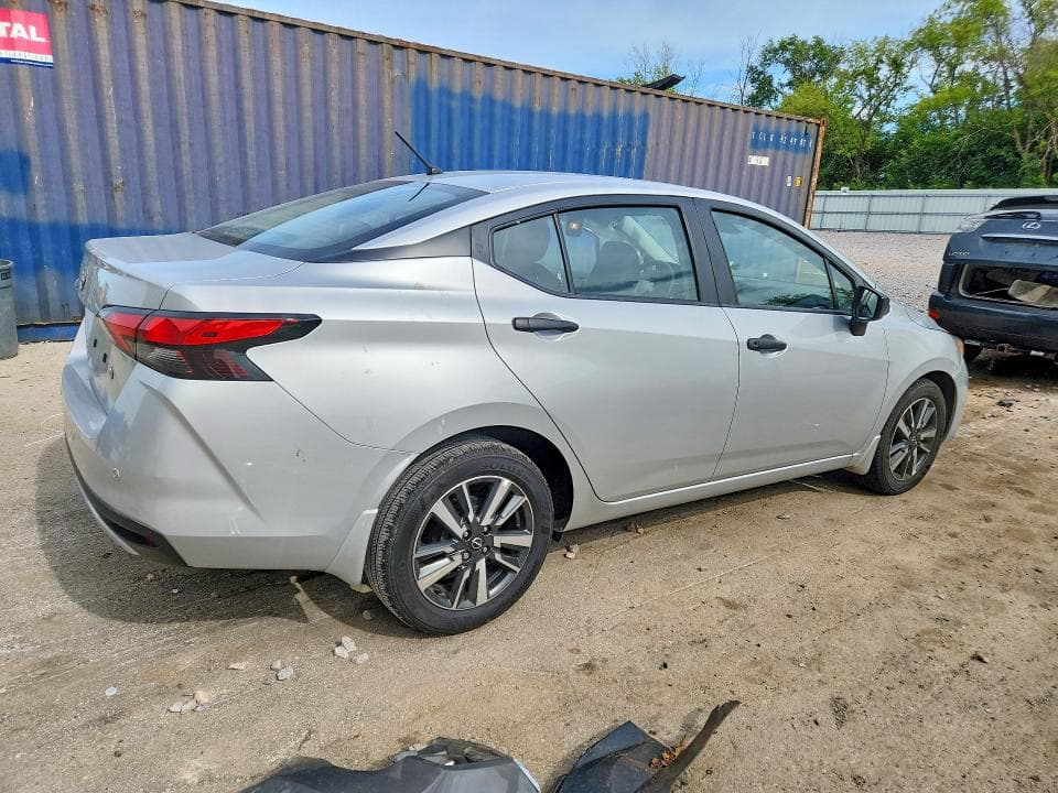 2025 NISSAN VERSA S 3