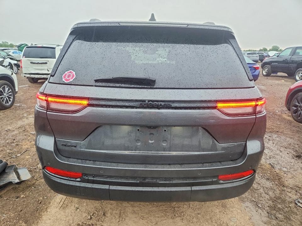 2024 JEEP GRAND CHEROKEE LAREDO LAREDO 12