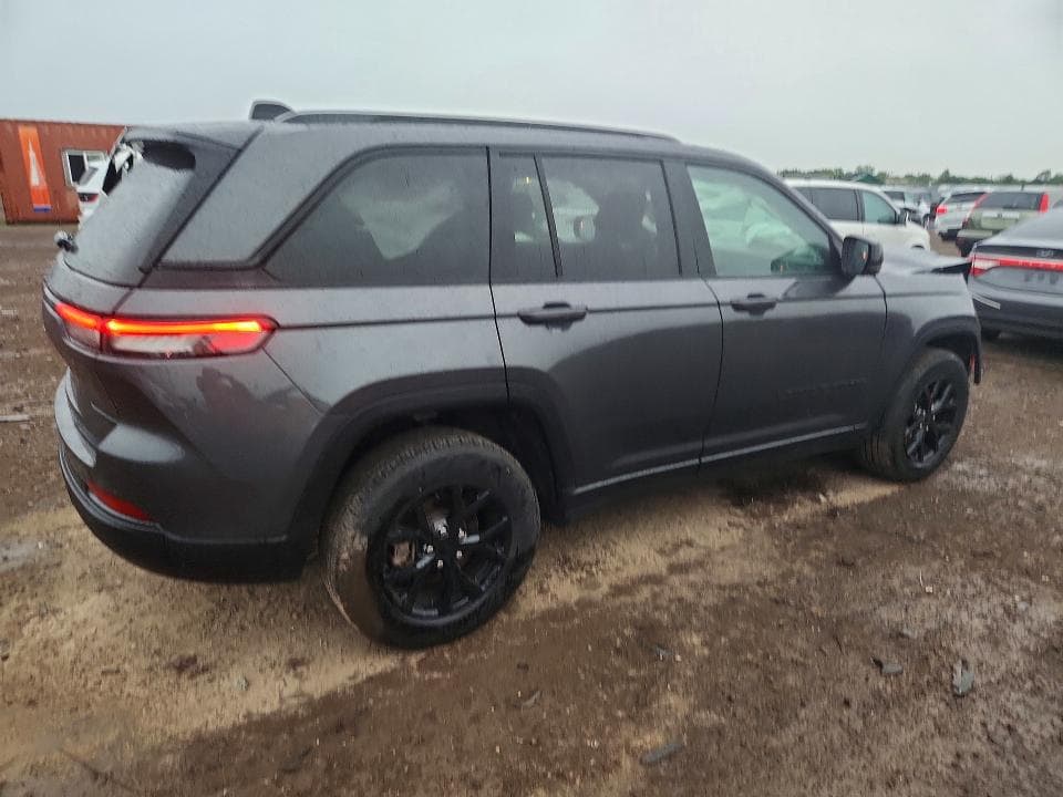 2024 JEEP GRAND CHEROKEE LAREDO LAREDO 5