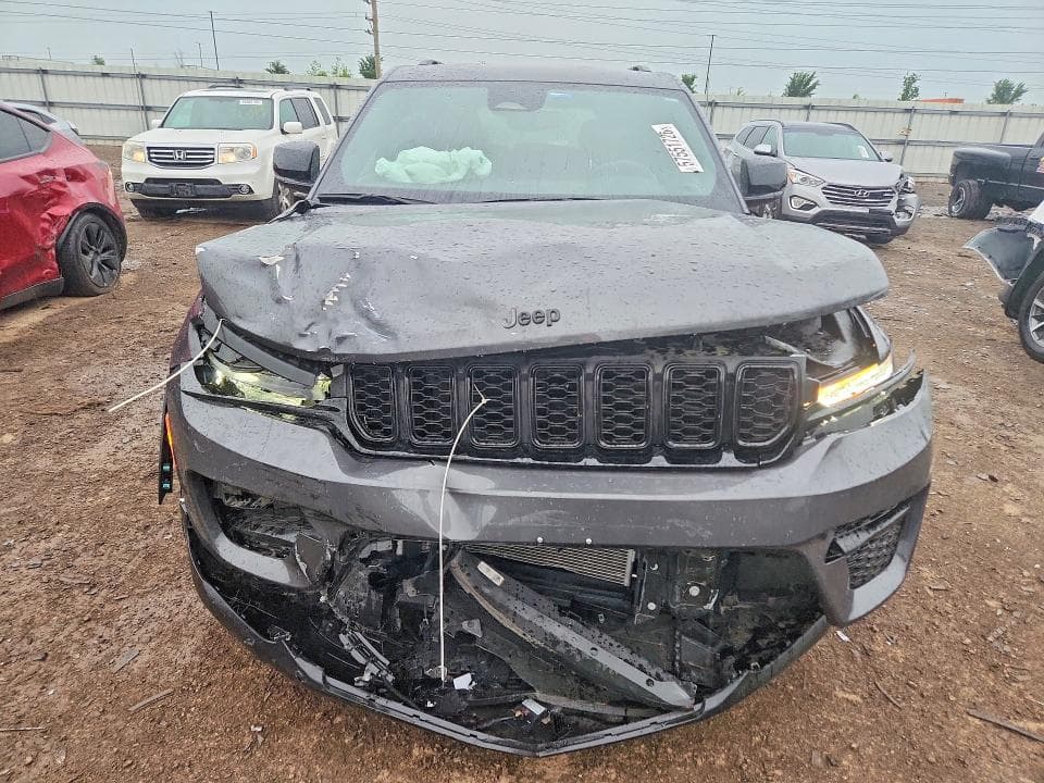2024 JEEP GRAND CHEROKEE LAREDO LAREDO 10