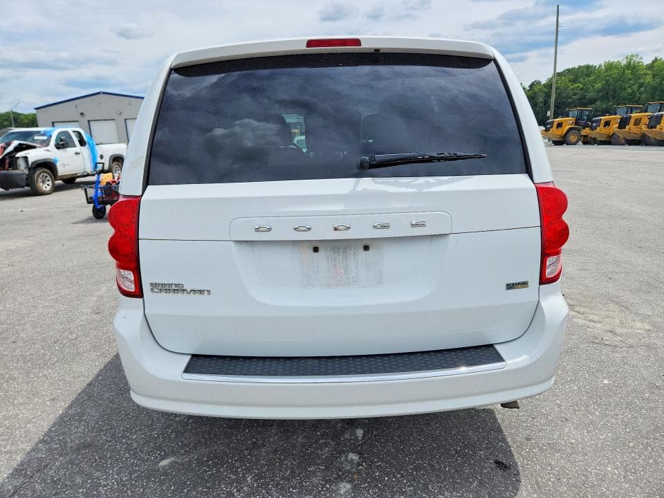 2016 DODGE GRAND CARAVAN SE 6