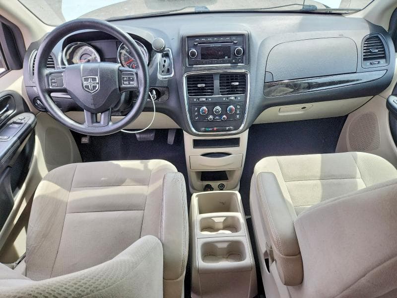 2016 DODGE GRAND CARAVAN SE 8