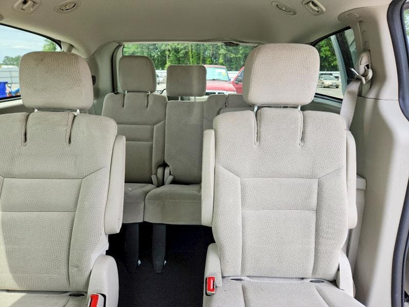 2016 DODGE GRAND CARAVAN SE 10